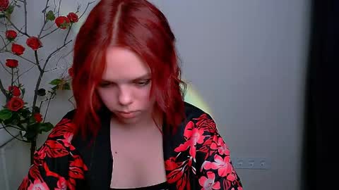Snapshot of bunnybloom_ chatting on April 2026 08:18:01 PM Ariel online show from April 2026 08:18:01 PM
