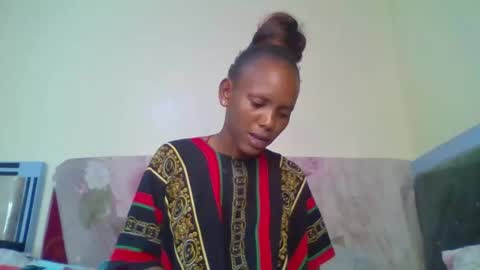 Snapshot of bunnydiva_ chatting on December 2025 06:36:02 PM bunnydiva_ online show from December 2025 06:36:02 PM