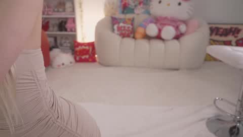 Snapshot of bunnydollstella chatting on January 2025 10:34:02 PM Stella online show from January 2025 10:34:02 PM