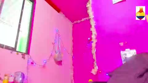 Snapshot of bunnygirl98 chatting on February 2025 06:57:02 PM BARBYCHOCOLAT online show from February 2025 06:57:02 PM