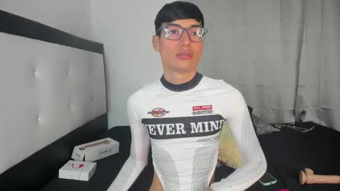 Bunny Hells online show from November 2025 10:24:01 PM