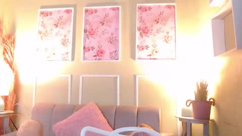 ANASTASIA online show from February 2026 12:15:02 PM