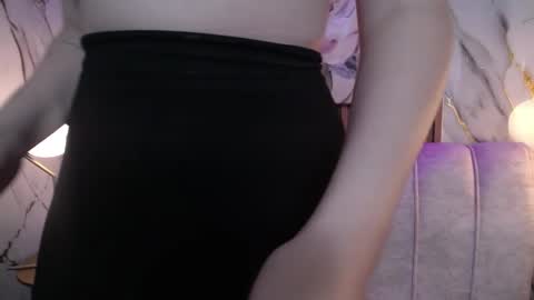 Snapshot of bunnyleahxxx chatting on June 2026 08:14:02 PM ANASTASIA online show from June 2026 08:14:02 PM