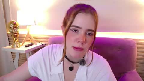 Snapshot of bunnyleahxxx chatting on July 2026 07:15:02 AM ANASTASIA online show from July 2026 07:15:02 AM
