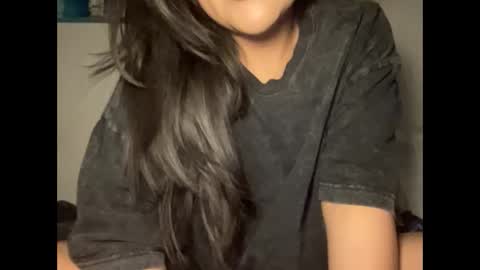 Snapshot of bunnymami chatting on January 2025 05:29:02 AM bunnymami333 online show from January 2025 05:29:02 AM