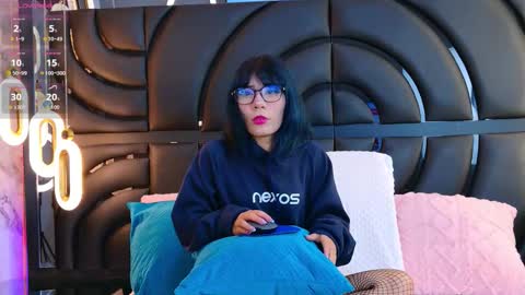 Bunny online show from November 2025 11:35:01 AM