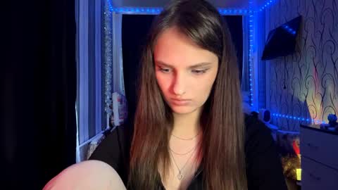 Snapshot of bunnytrussel chatting on May 2026 12:00:02 PM Bella online show from May 2026 12:00:02 PM