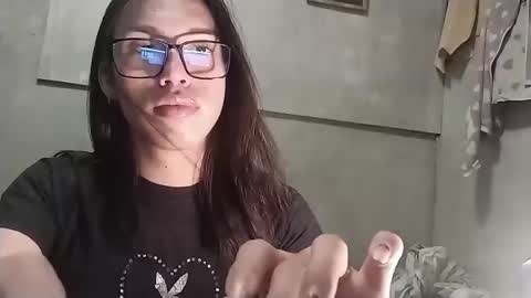 Dia online show from April 2026 05:03:02 PM