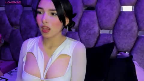 burbuja pink  online show from March 2026 03:20:01 AM