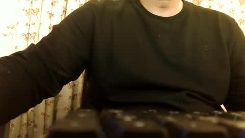 Snapshot of burlymonster chatting on February 2026 01:04:02 AM Hairy Arabian online show from February 2026 01:04:02 AM