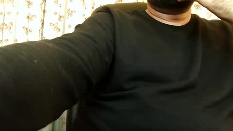 Snapshot of burlymonster chatting on February 2026 01:10:01 PM Hairy Arabian online show from February 2026 01:10:01 PM