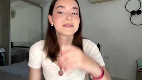 Snapshot of burmahimes chatting on February 2026 07:48:01 AM Nica online show from February 2026 07:48:01 AM