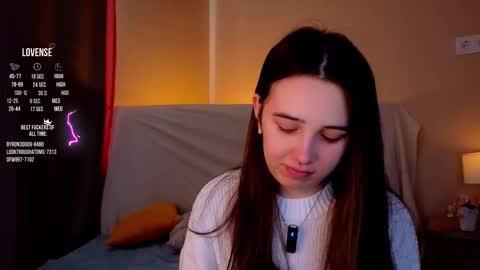 Snapshot of burnletitallburn chatting on October 2025 03:04:02 AM Jessica online show from October 2025 03:04:02 AM