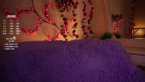 Snapshot of burnletitallburn chatting on November 2025 03:28:01 AM Jessica online show from November 2025 03:28:01 AM