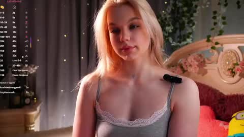 Snapshot of burnletitallburn chatting on April 2026 04:45:02 PM Jessica online show from April 2026 04:45:02 PM