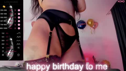 Larisa online show from May 2026 07:53:02 PM