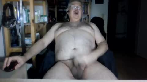 Snapshot of busibaer666 chatting on January 2025 01:39:02 AM busi online show from January 2025 01:39:02 AM