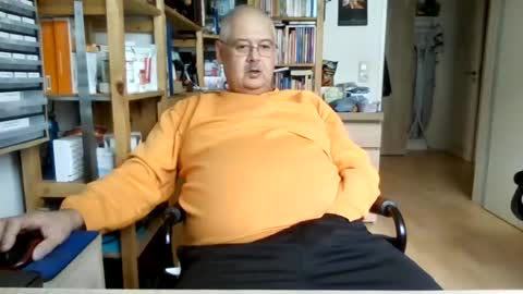 Snapshot of busibaer666 chatting on June 2026 03:25:02 PM busi online show from June 2026 03:25:02 PM