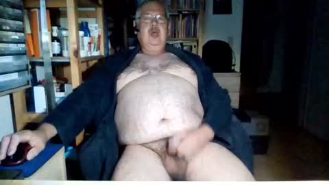 Snapshot of busibaer666 chatting on July 2026 01:01:01 AM busi online show from July 2026 01:01:01 AM