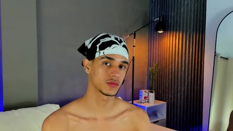 Buster independent model online show from January 2025 08:40:02 AM