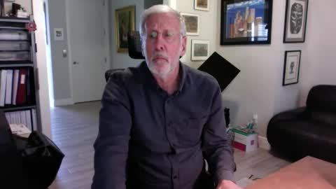 Snapshot of bustinout99 chatting on February 2026 07:39:01 PM afternoon wood online show from February 2026 07:39:01 PM