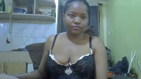 busty kenzi online show from December 2024 04:07:02 PM
