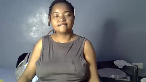 busty kenzi online show from May 2026 06:14:01 PM