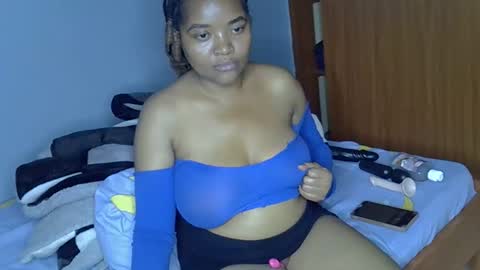 busty kenzi online show from June 2026 05:54:02 AM