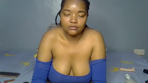 busty kenzi online show from June 2026 10:41:01 AM