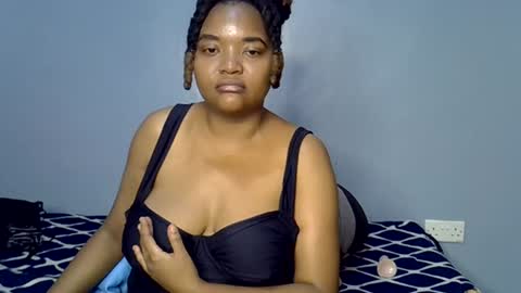 busty kenzi online show from July 2026 06:10:02 PM