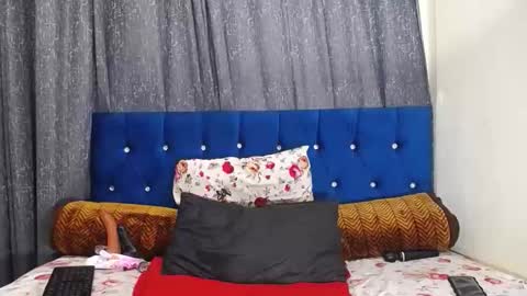 Snapshot of bustybmwx chatting on October 2025 06:08:01 AM bustybmwx online show from October 2025 06:08:01 AM