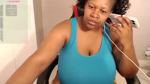 Snapshot of bustylisa85 chatting on February 2025 01:48:01 PM lisa online show from February 2025 01:48:01 PM