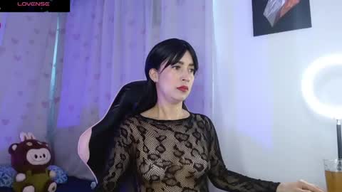 Antonella online show from May 2026 07:00:02 PM