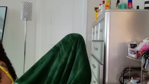 butterfly booty online show from April 2026 12:28:02 PM