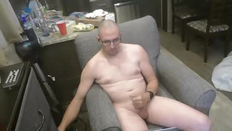 buttnaked4u1 online show from May 2026 05:50:02 PM