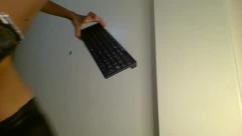 Claudia online show from September 2025 05:44:01 AM