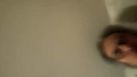 Snapshot of butzimini chatting on February 2026 08:18:02 AM butzimini online show from February 2026 08:18:02 AM