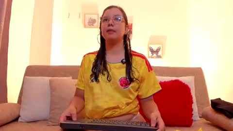 BUNNY BELLA online show from June 2026 03:18:01 AM
