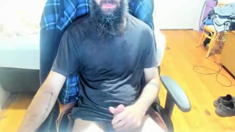 Snapshot of buzzcrash1 chatting on February 2026 12:10:02 PM Buzz online show from February 2026 12:10:02 PM