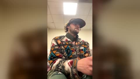 dustin online show from February 2026 07:51:01 AM
