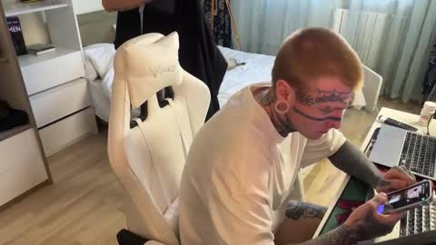 c10h15on online show from February 2026 09:14:01 AM