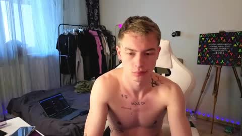 c10h15on online show from April 2026 11:52:01 AM