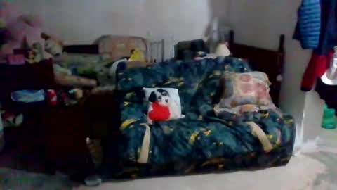 Snapshot of c2cv33x chatting on January 2025 09:15:01 AM tu papii online show from January 2025 09:15:01 AM