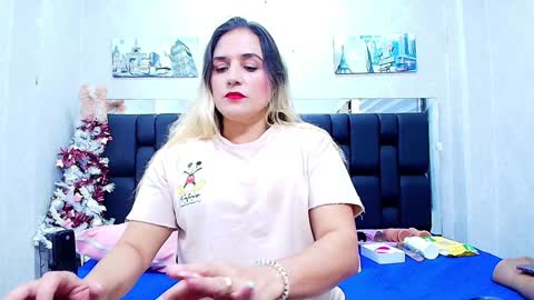 Carolina online show from January 2025 03:01:01 AM