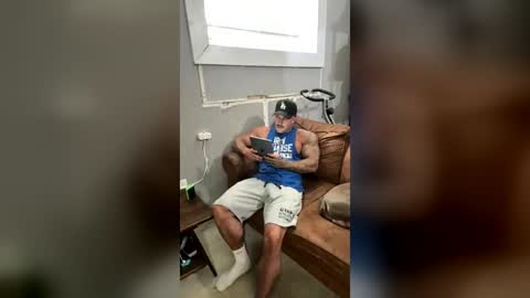 cadenhunterr online show from July 2026 03:58:01 PM