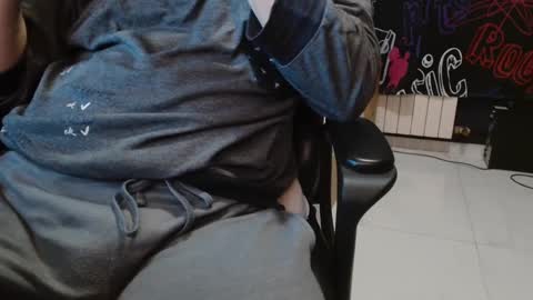 Snapshot of cafetabac chatting on February 2025 09:27:02 PM cafetabac online show from February 2025 09:27:02 PM