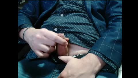 Snapshot of cafetabac chatting on April 2026 01:52:02 PM cafetabac online show from April 2026 01:52:02 PM