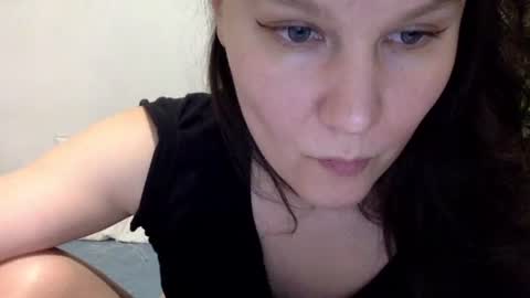 Lamb online show from December 2025 06:37:02 PM