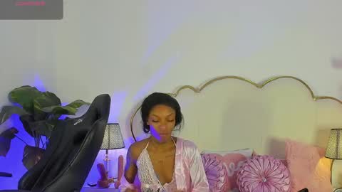Cahitlin  online show from May 2026 07:04:01 AM
