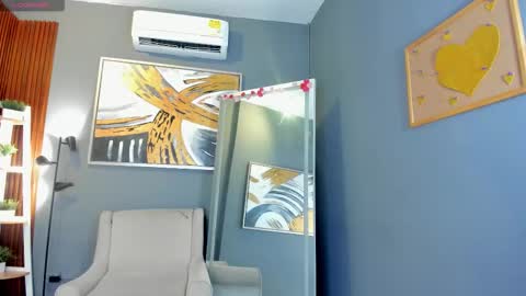 Snapshot of cailing chatting on March 2026 10:52:02 AM I am Katherine online show from March 2026 10:52:02 AM